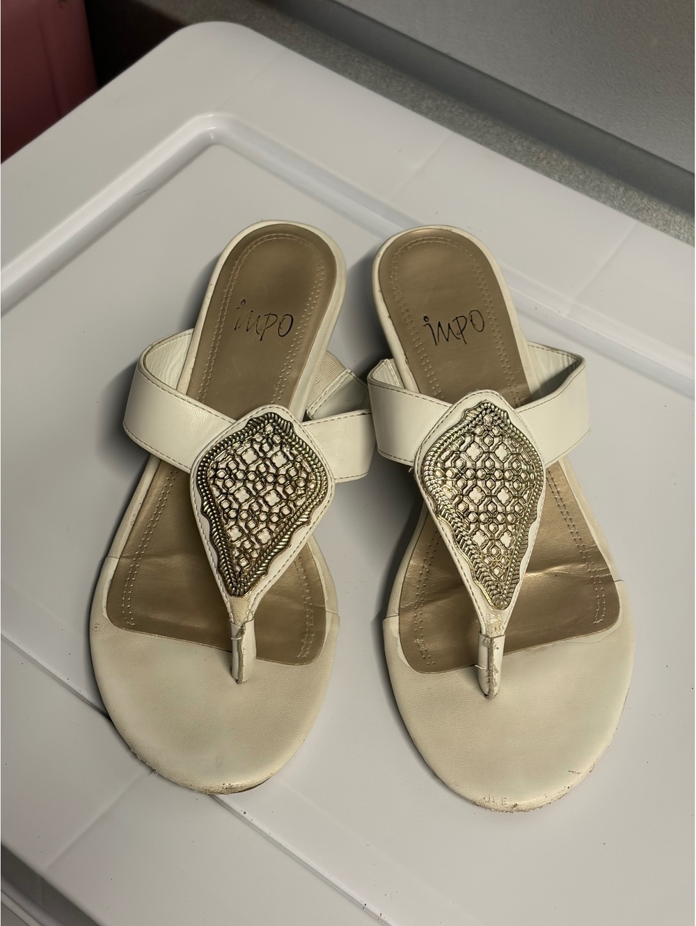 IMPO Women's White Beaded Thong Sandals Size 8M